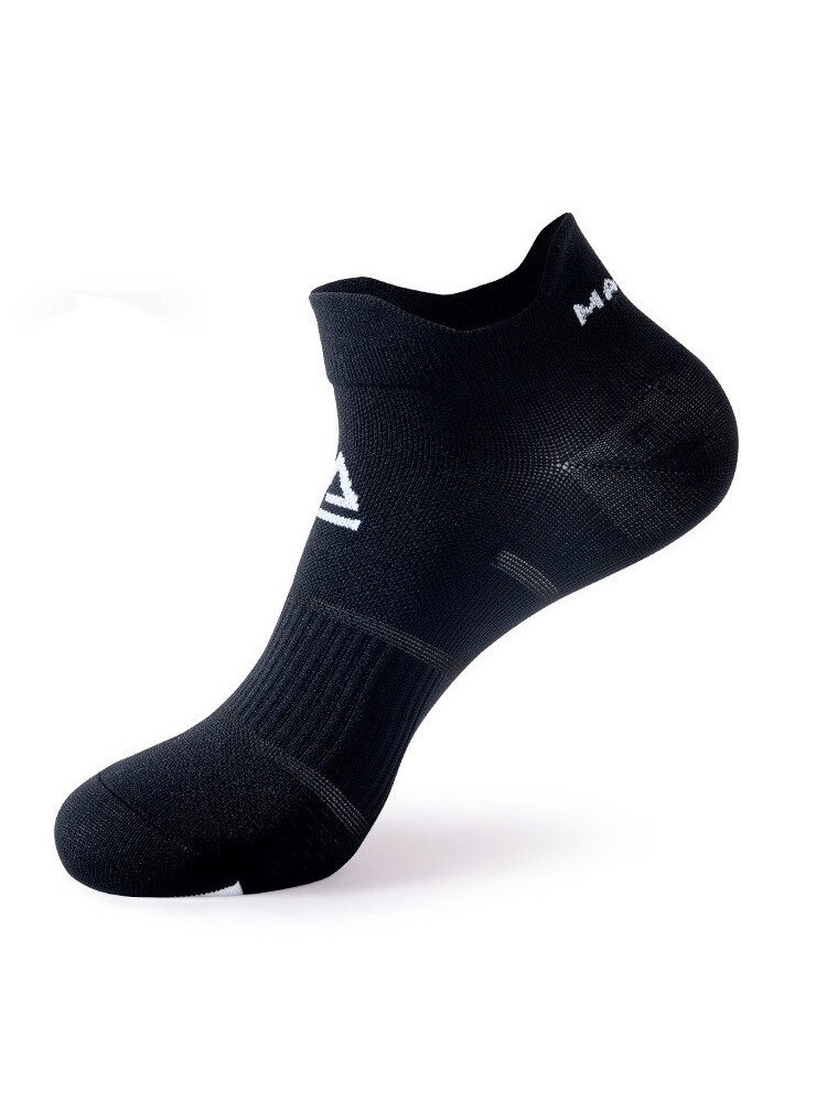 Black sports breathable lightweight low-rise socks SF1131, unisex design with ankle support for cool and comfortable performance.